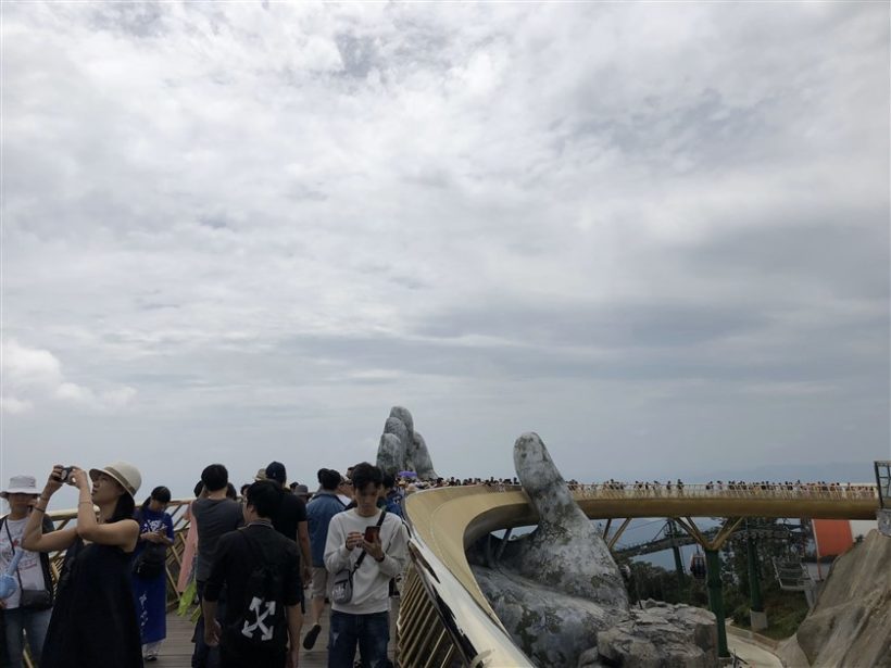 Marble mountains and Ba Na Hills tour (5)