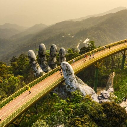 Golden Bridge - Ba Na Hills - Vietnam