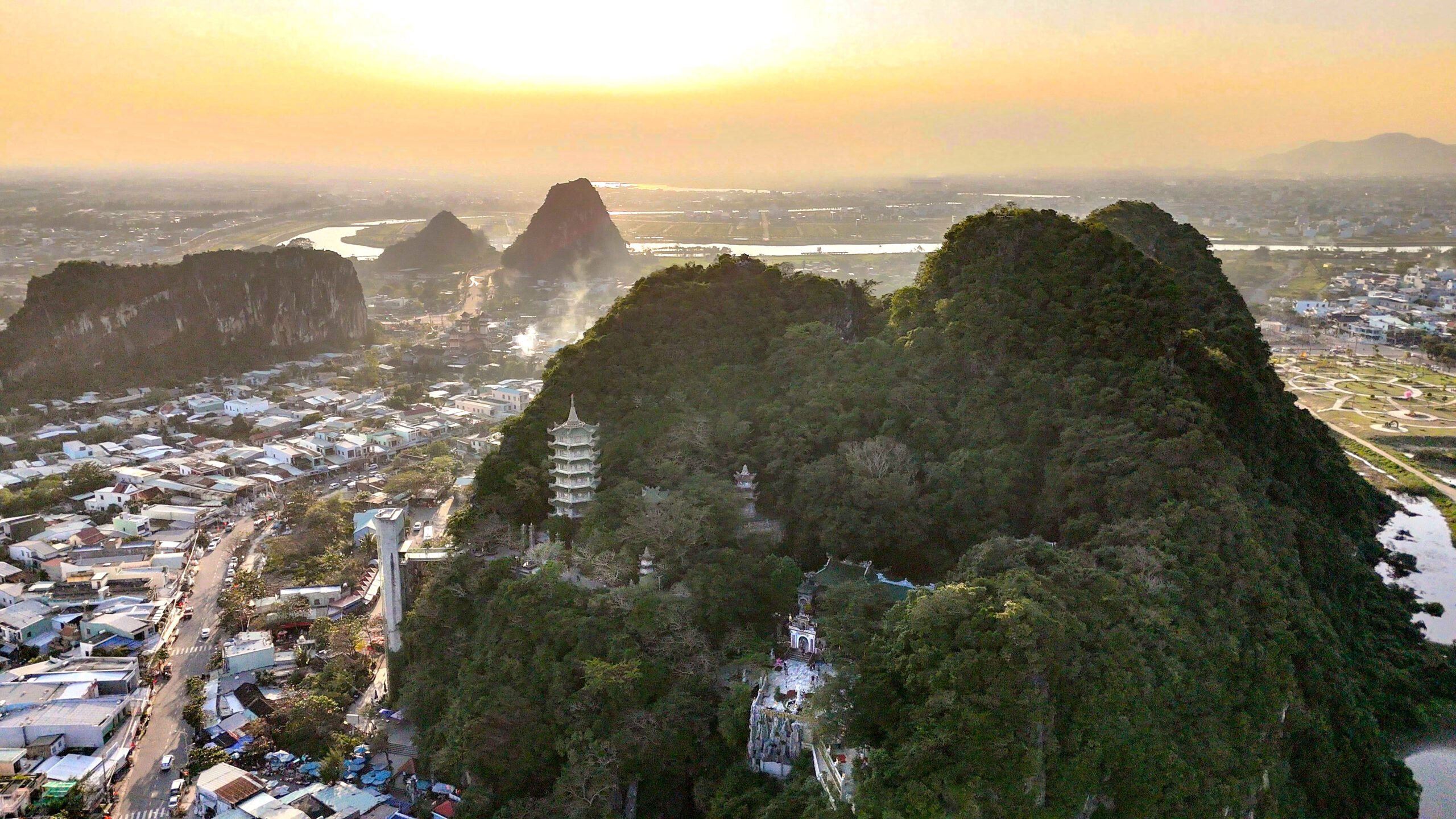 Marble Mountains