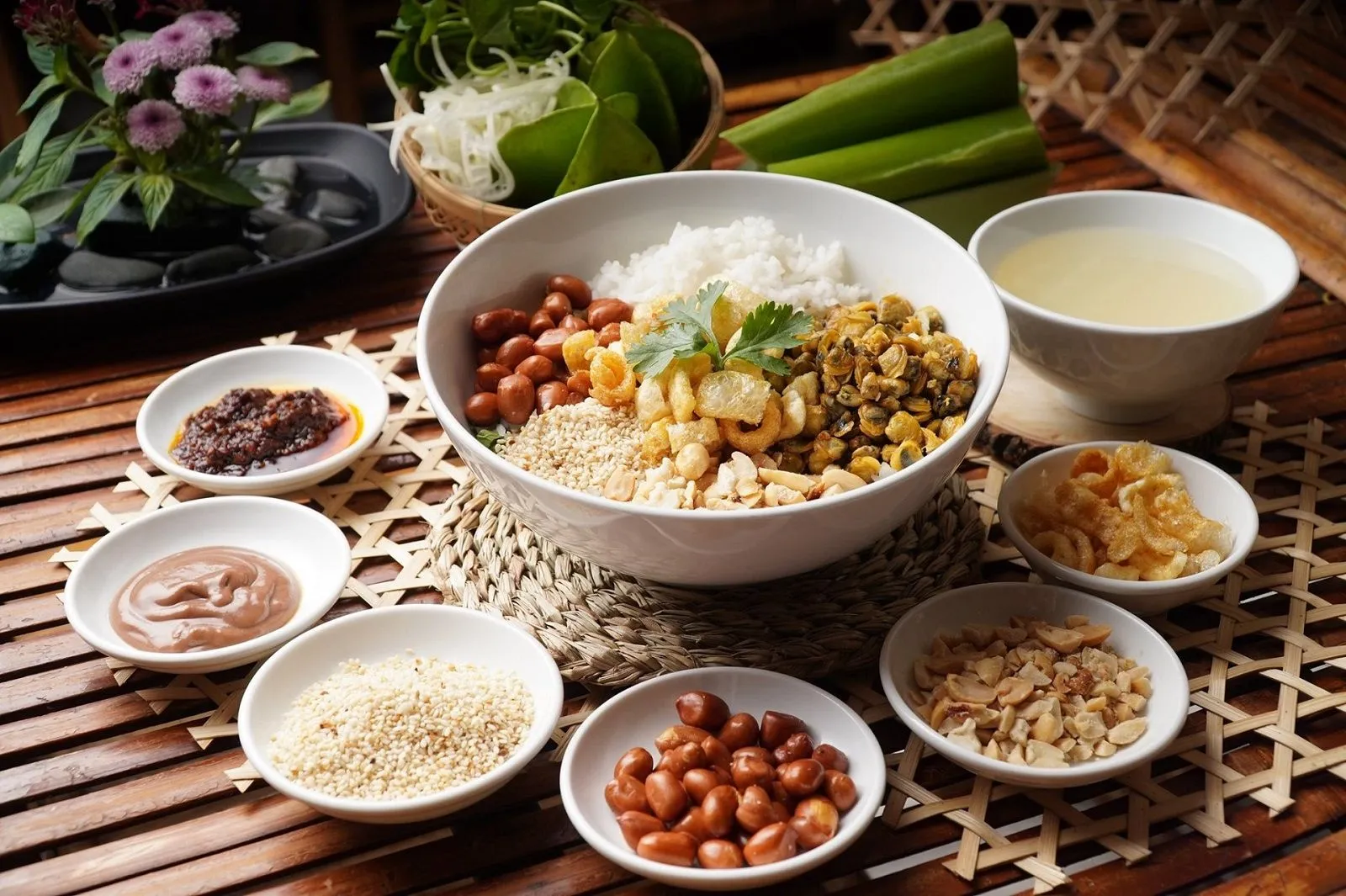 Com Hen: Rustic Rice from the Huong River