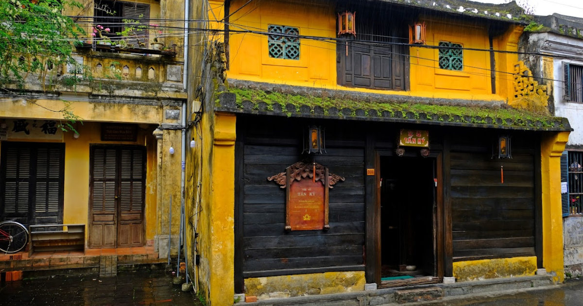 Experience visiting Tan Ky Hoi An ancient house over 200 years old