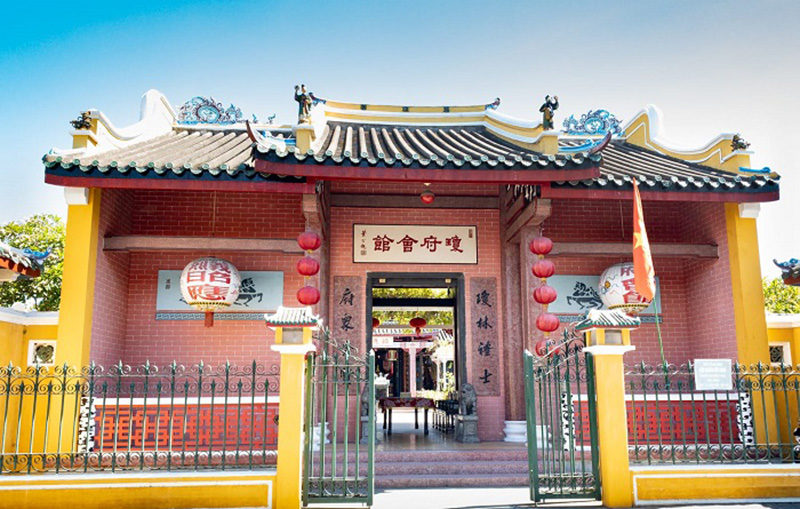 Hainan Assembly Hall Hoi An: Historic Chinese Heritage Site