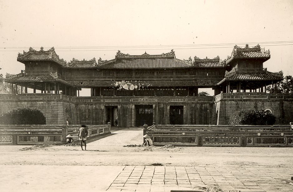 Historic illustration of the Nguyen Dynasty royal court in Hue