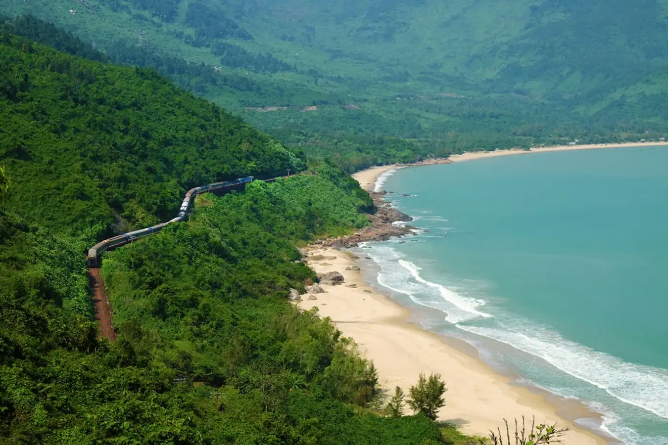Map showing the mountain pass between Da Nang and Hue in central Vietnam