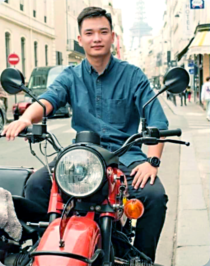 Mr. Hưng - driver