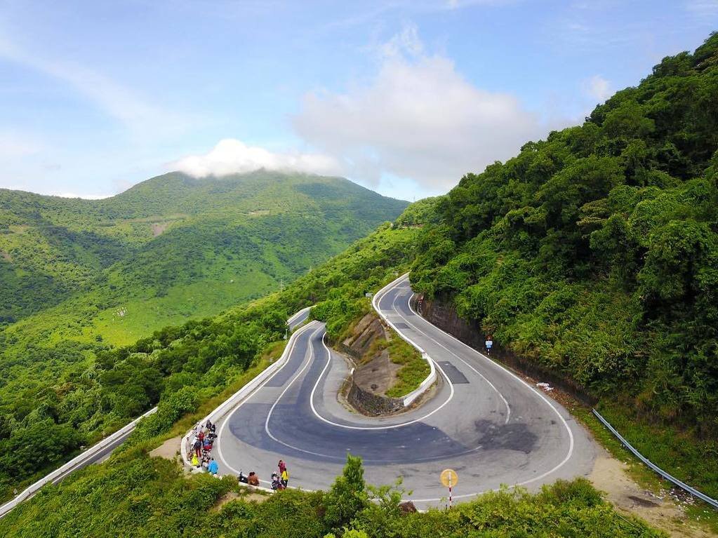 Scenic drive through Hai Van Pass on the way to Hue