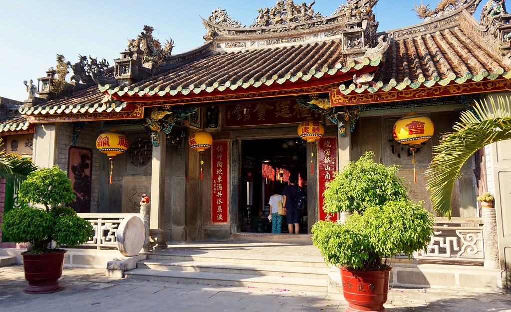 Temple Hopping in Hoi An Cultural Experience