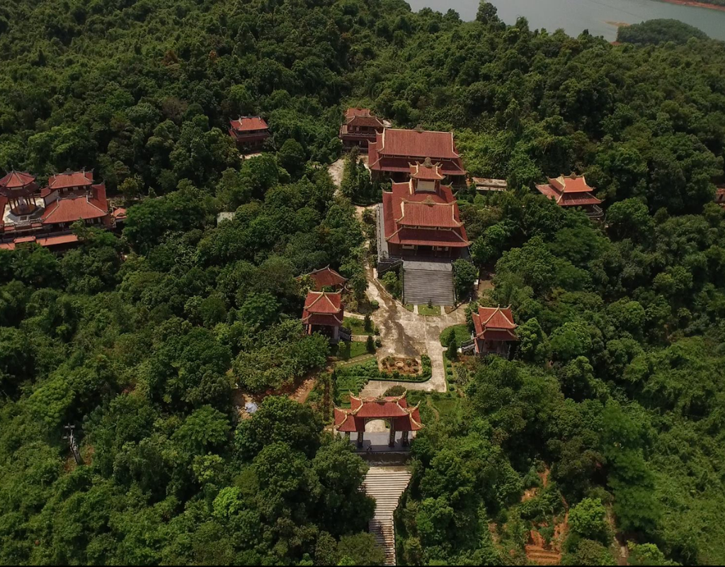 Why Visit Truc Lam Bach Ma Zen Monastery?