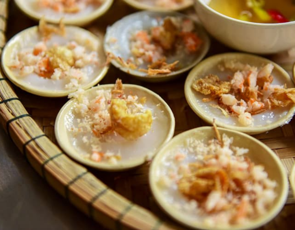 What to Eat Near Truc Lam Bach Ma Zen Monastery