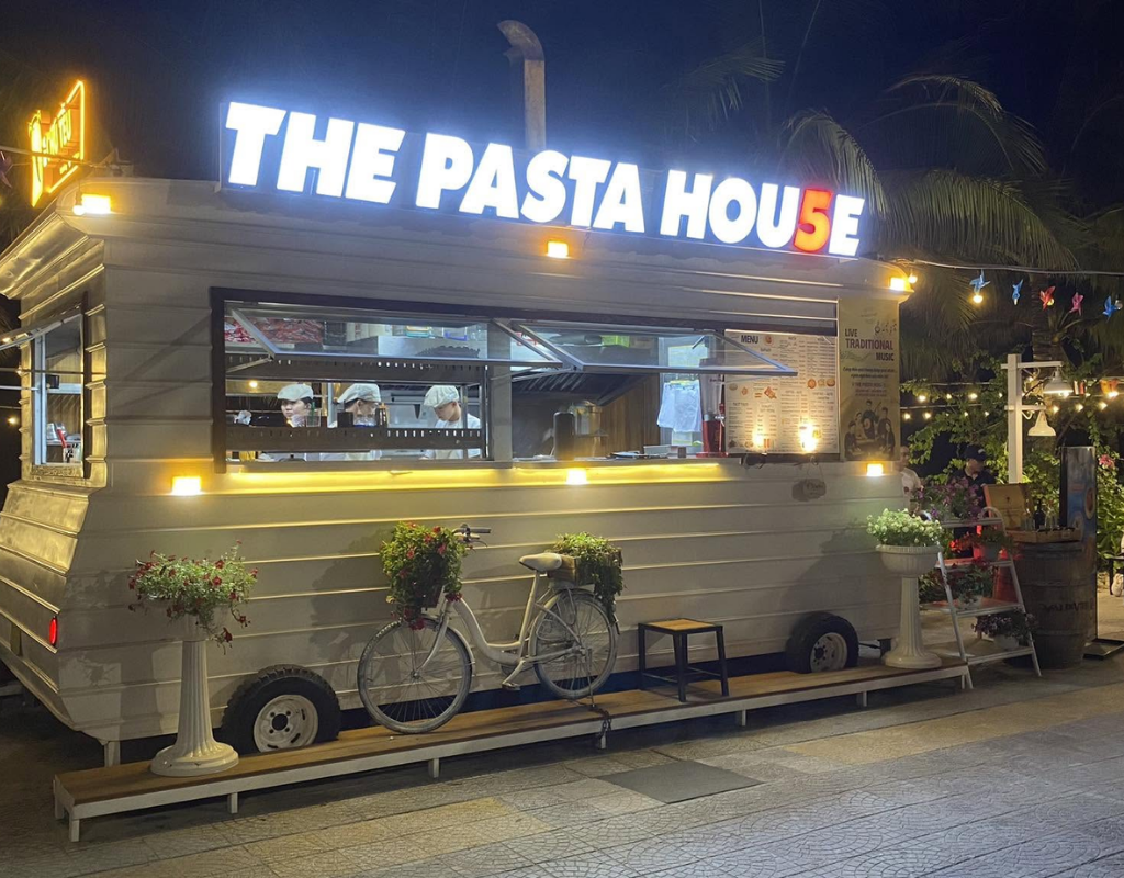 Enjoy freshly prepared pasta and Western-style dishes just steps from My Khe Beach.