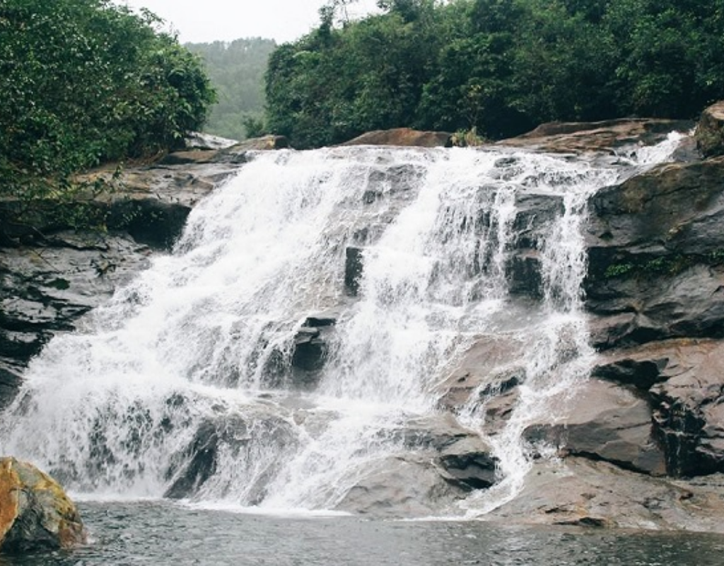 Why Is Nhi Ho Waterfall So Popular Among Young Travelers?