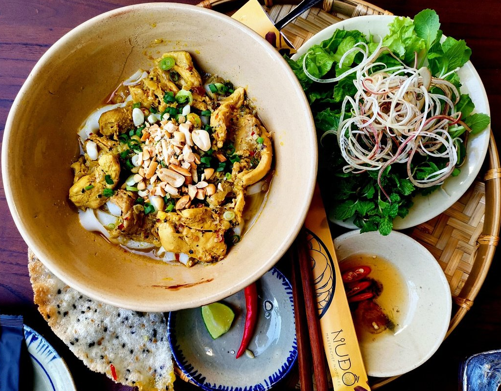 Where to Eat the Best Quang Noodle
