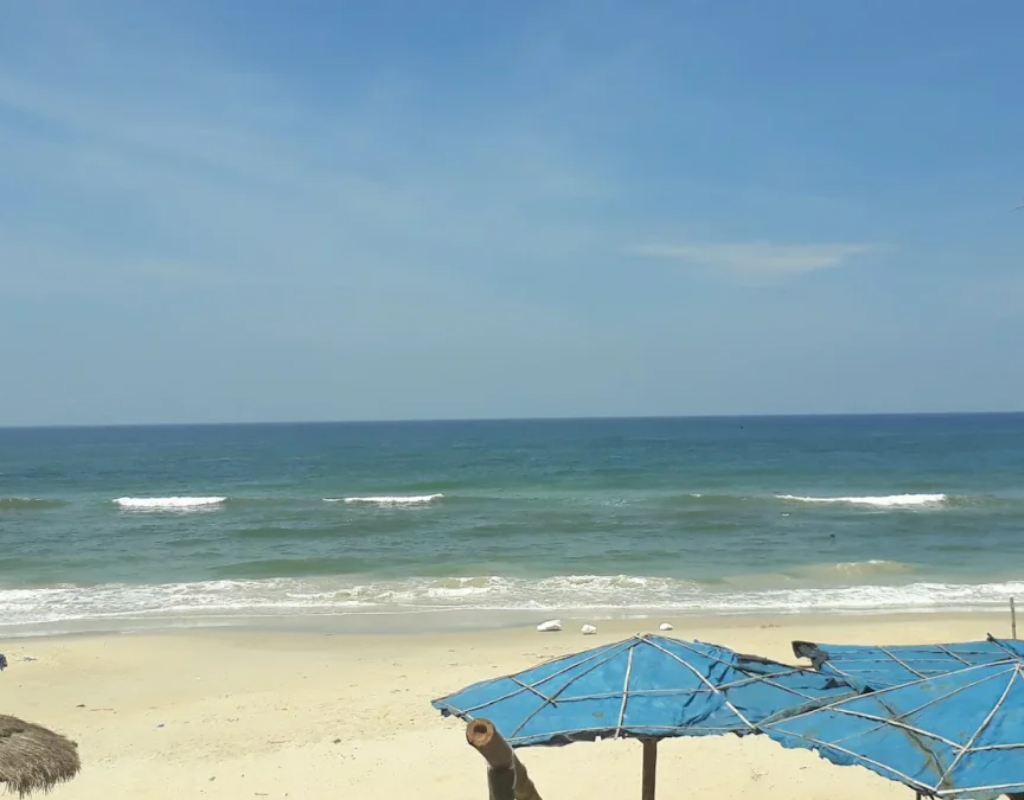 Why Visit Vinh Thanh Hue Beach?